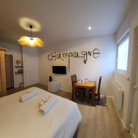 Chambres Privees Hyper-Centre Epernay Lit 160X200Cm 外观 照片
